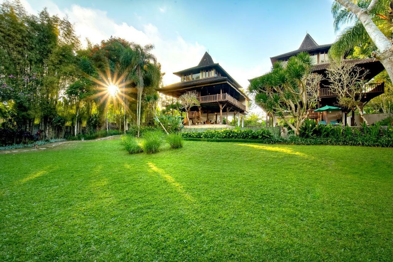 Villa Atas Awan ปายางัน ภายนอก รูปภาพ