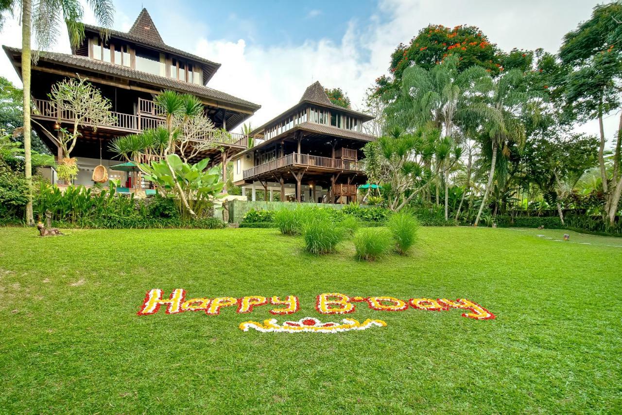 Villa Atas Awan ปายางัน ภายนอก รูปภาพ