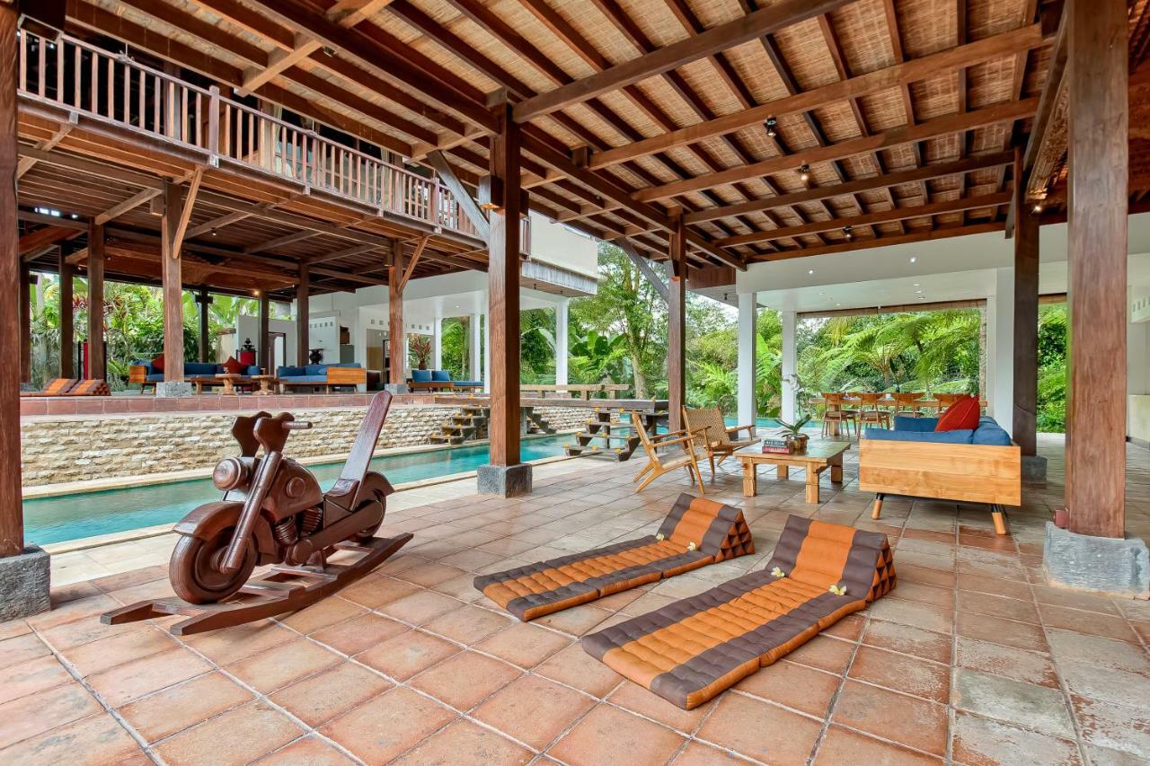 Villa Atas Awan ปายางัน ภายนอก รูปภาพ