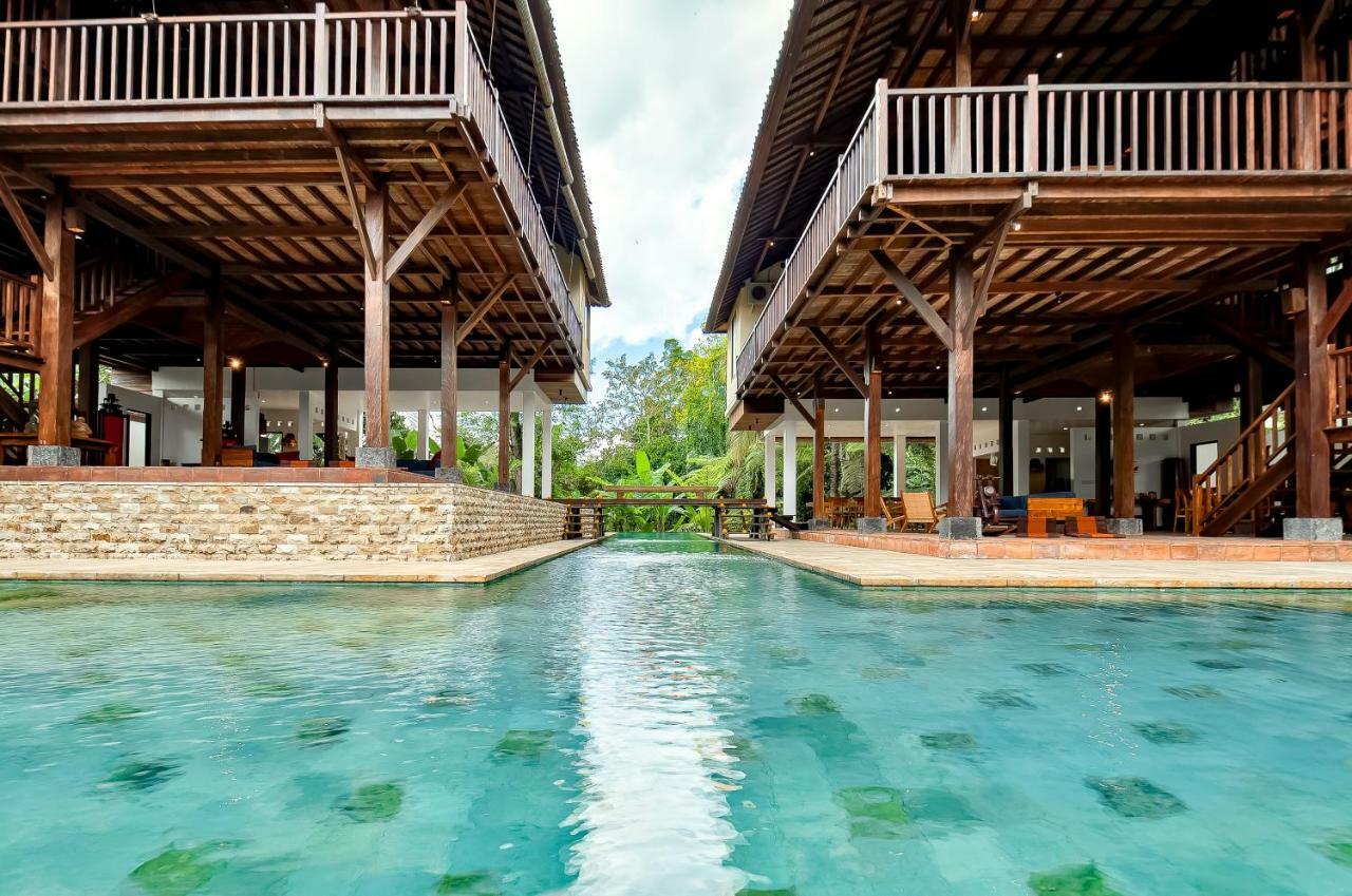 Villa Atas Awan ปายางัน ภายนอก รูปภาพ