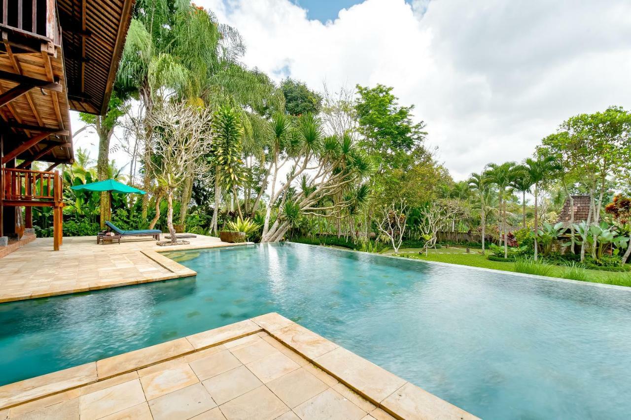 Villa Atas Awan ปายางัน ภายนอก รูปภาพ